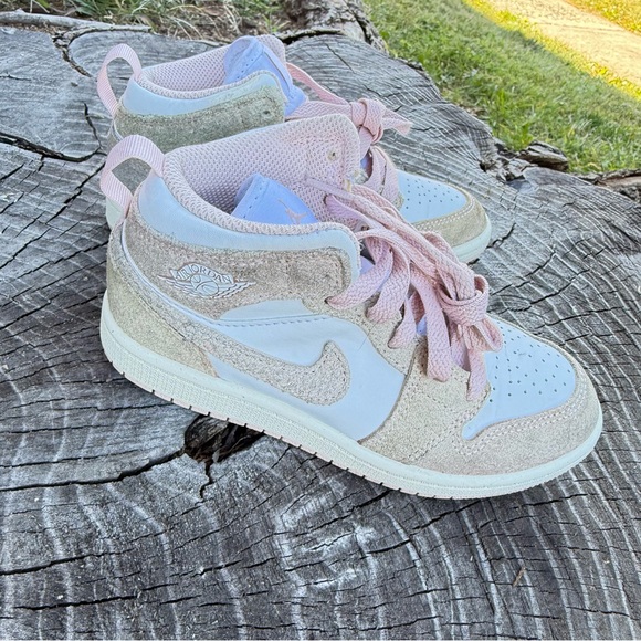 Air Jordan 1 Retro High OG Washed Pink Girl Size 13C - Picture 1 of 7